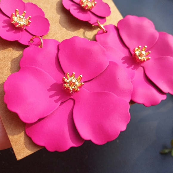 Hot Fuchsia Pink Floral Earrings - Picture 13 of 17